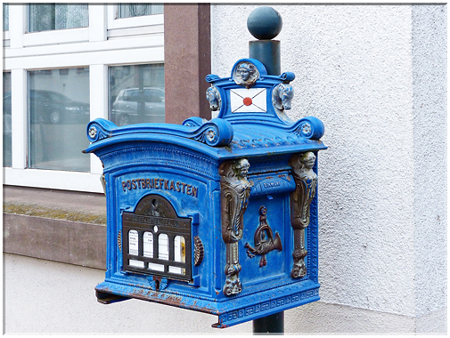 9015 Zell am Harmersbach_Une boîte postale.jpg