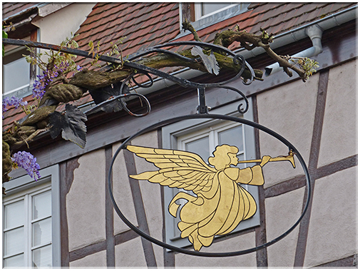 9026 Wissembourg-Enseigne de restaurant.JPG