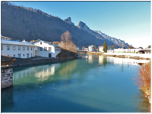 9038  Hallein_En aval de la Salzach.JPG
