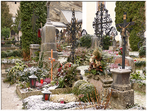 9068  Salzbourg_Le cimetière Saint-Pierre.JPG