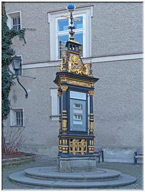 9074  Salzbourg_La colonne barométrique.JPG