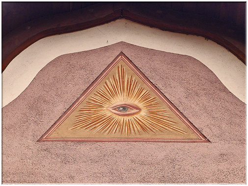 9124  Rattenberg_Et toujours l'oeil protecteur comme motif.JPG