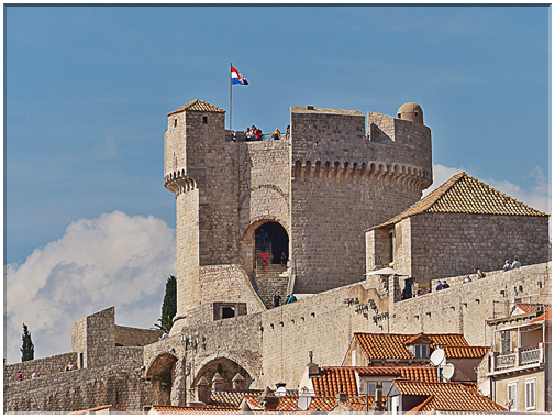 9174 Dubrovnik_La tour Minceta pour la protection terrestre.jpg