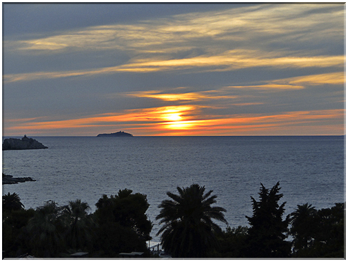 9181 Dubrovnik_Un couché de soleil sur la baie.jpg