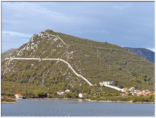 9217 Petit Ston_Une muraille de 5,5 km pour défendre Raguse.jpg