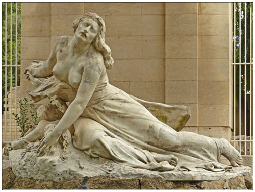 9238 Arles_La femme et l'enfant à l'entrée du théâtre antique.JPG