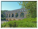 9300 Pont du Gard_Il est dans un écrin de verdure.JPG