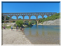 9301 Pont du Gard_Il enjambe le Gardon.JPG