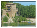 9305 Pont du Gard_Le vieux moulin qui puise sa force motrice dans le Gardon.JPG