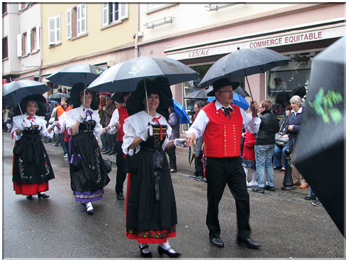 9450 Wissembourg-Richstetter Sneftblueme (Pentecôte 2013).jpg