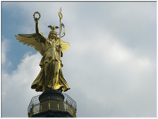 9504 Allemagne-Berlin-La déesse Victoria sur la colonne de la Victoire.jpg