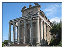 9604 Rome-Le temple d'Antonin et de Faustine .jpg