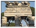 9611 Rome-Chapitaux et entablement du temple de Vénus Genitrix.jpg