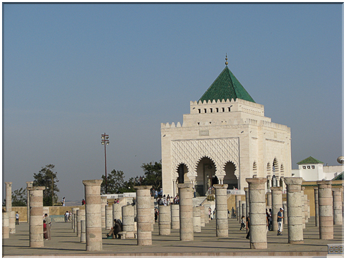 9668 Maroc-Rabat-Le mausolée Mohamed V.jpg