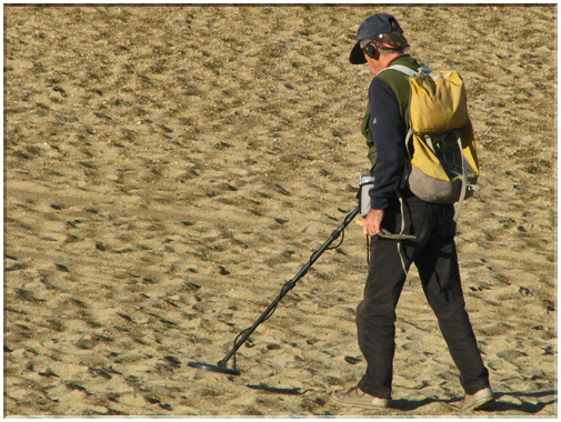 9769 Anglet-Un chasseur de trésors.jpg
