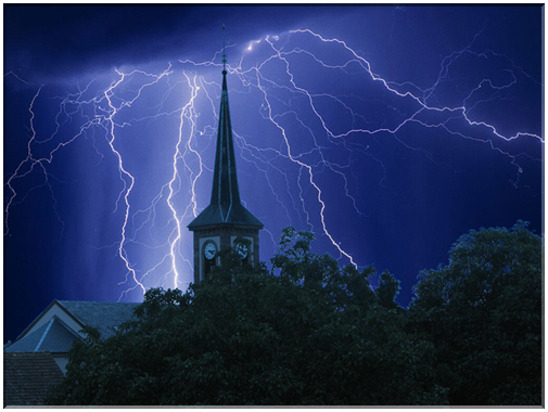 9803 Niederhausbergen-Une nuit d'orage .jpg