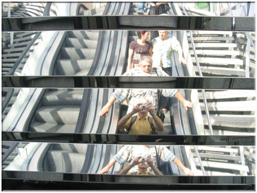 9839 Strasbourg-L'accès à la station de tram Gare.jpg