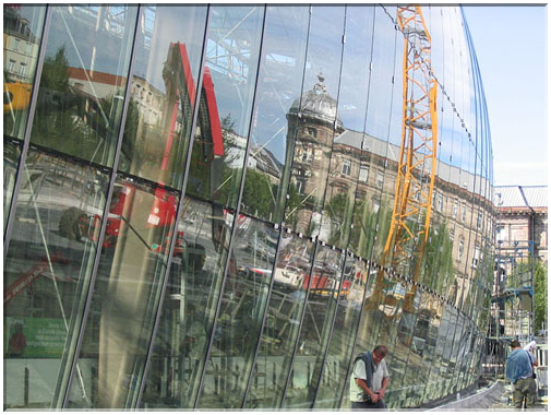 9842 Strasbourg-Les reflets de la verrière.jpg