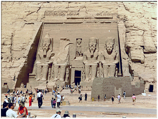 9993 Egypte-Abou Simbel-Le grand temple de Ramsès II.jpg